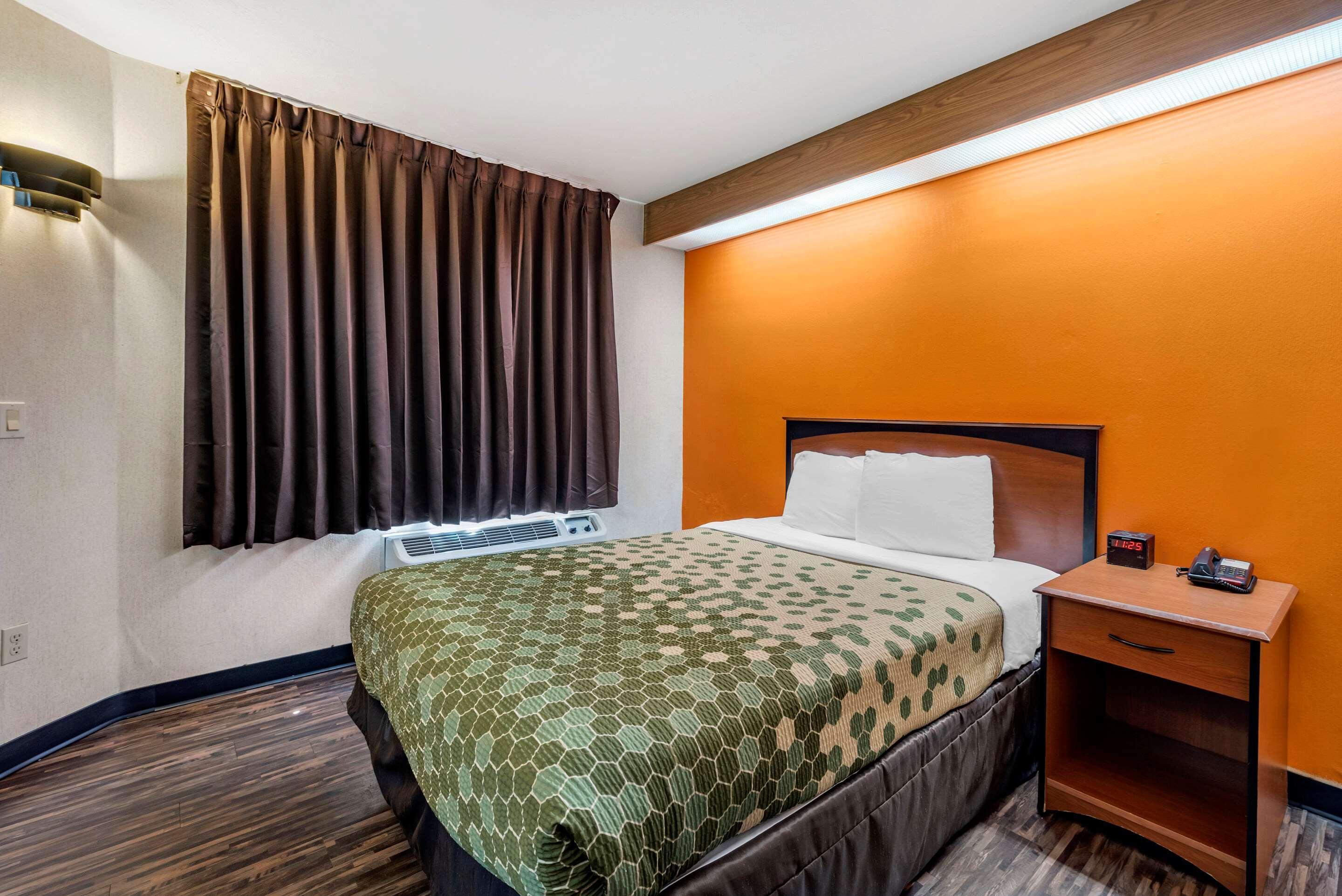 קולורדו ספרינגס Econo Lodge North Academy מראה חיצוני תמונה
