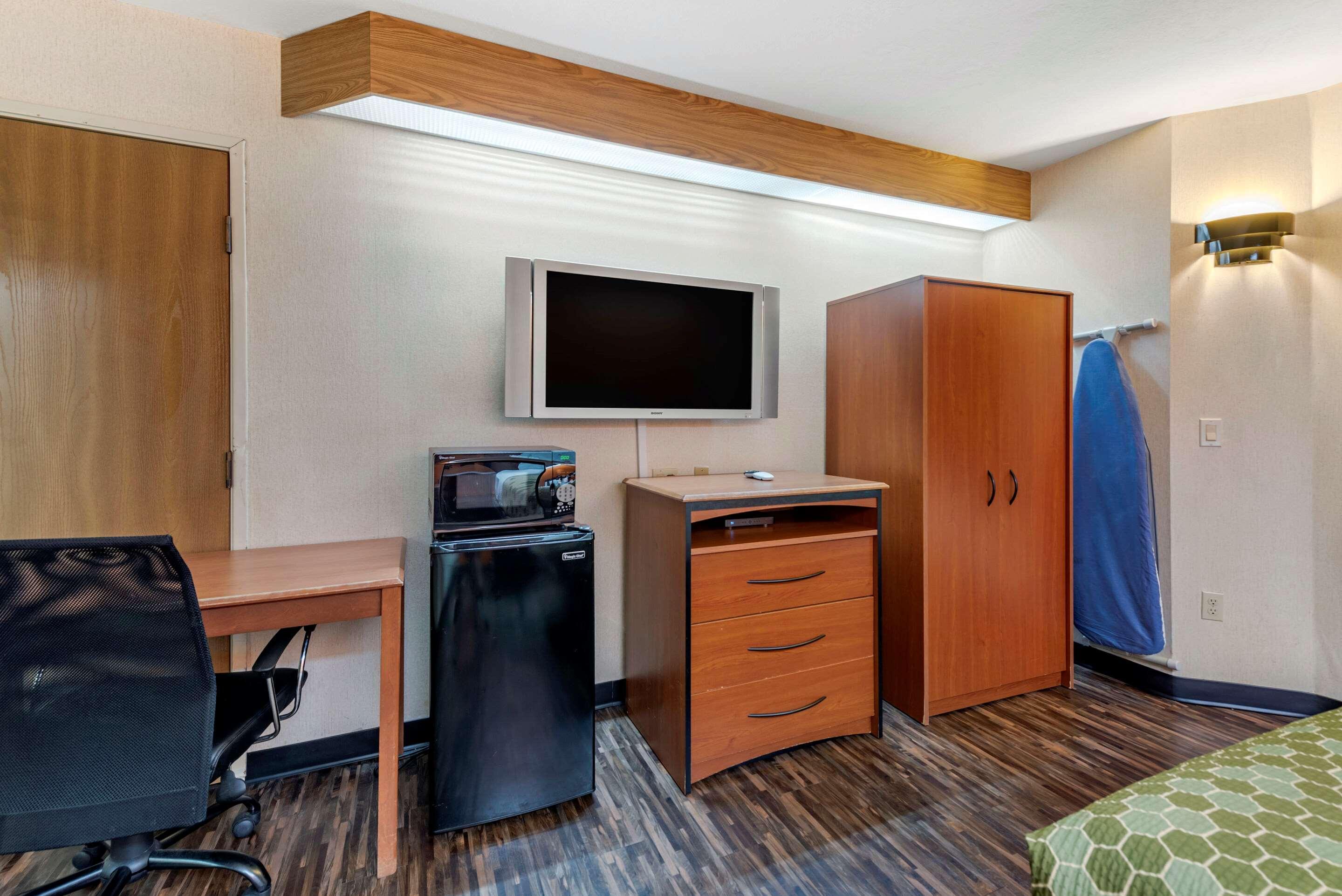 קולורדו ספרינגס Econo Lodge North Academy מראה חיצוני תמונה