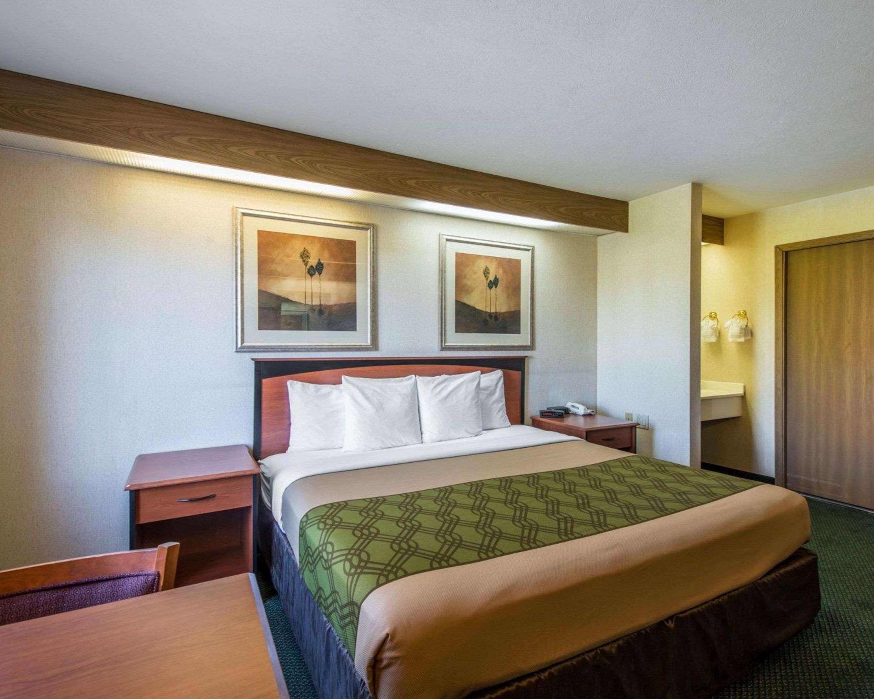 קולורדו ספרינגס Econo Lodge North Academy מראה חיצוני תמונה