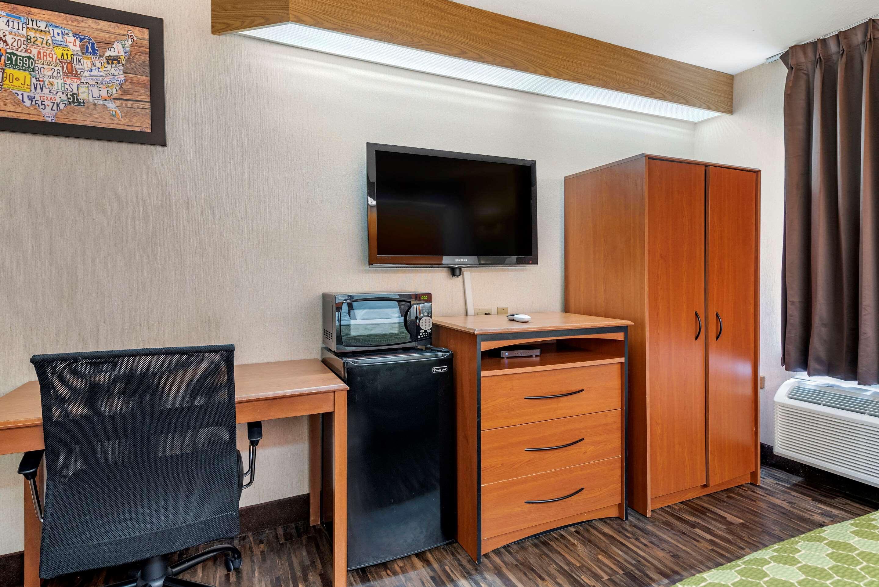 קולורדו ספרינגס Econo Lodge North Academy מראה חיצוני תמונה