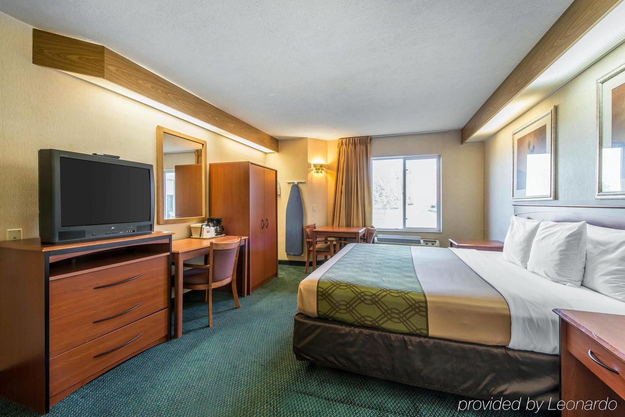 קולורדו ספרינגס Econo Lodge North Academy מראה חיצוני תמונה